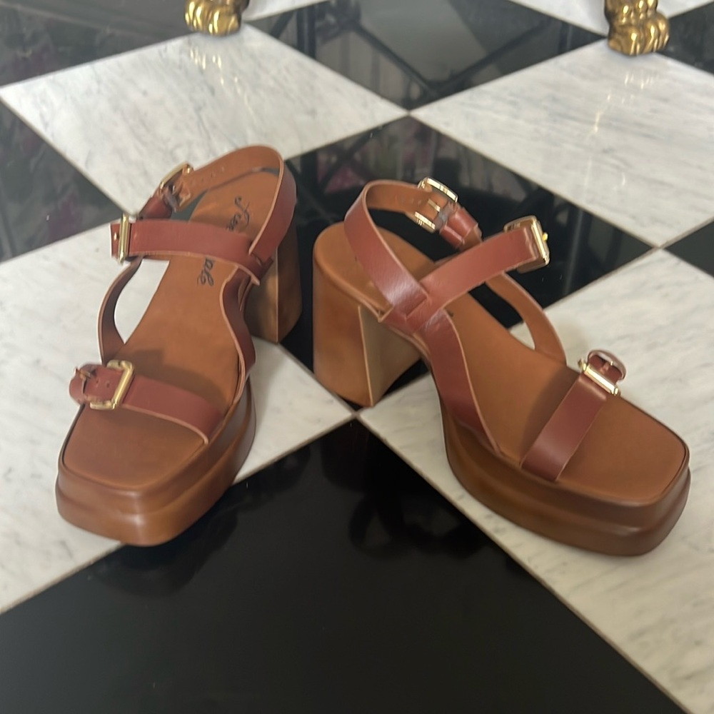 NWOT Free People Pamela Double Stack Platform Heels-Brown size 39.5